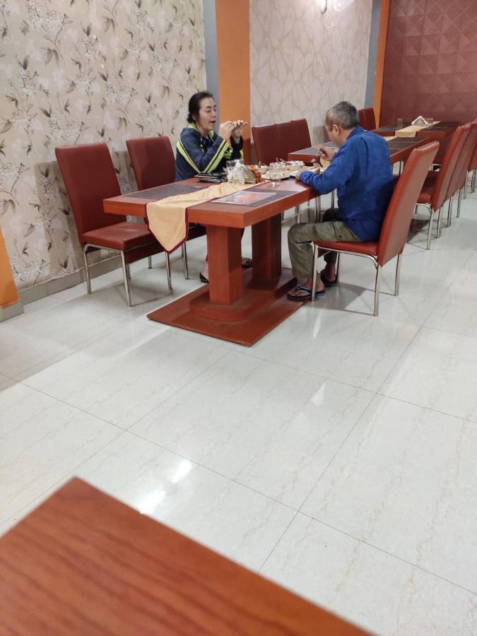 Hotel Rudraksha Inn دوغار المظهر الخارجي الصورة